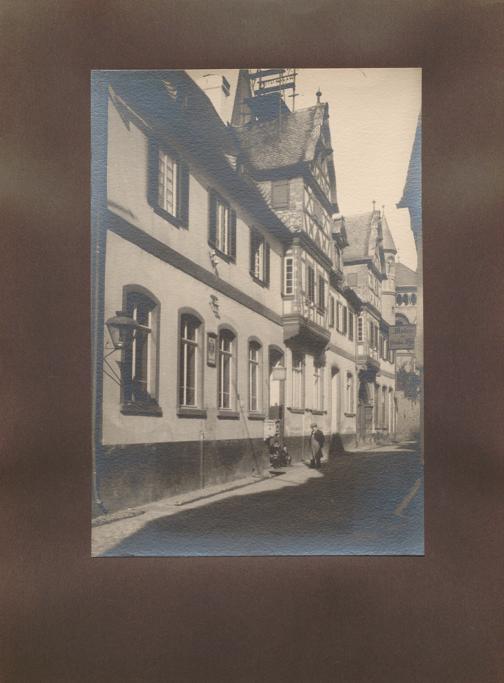 Zur Seitenansicht
